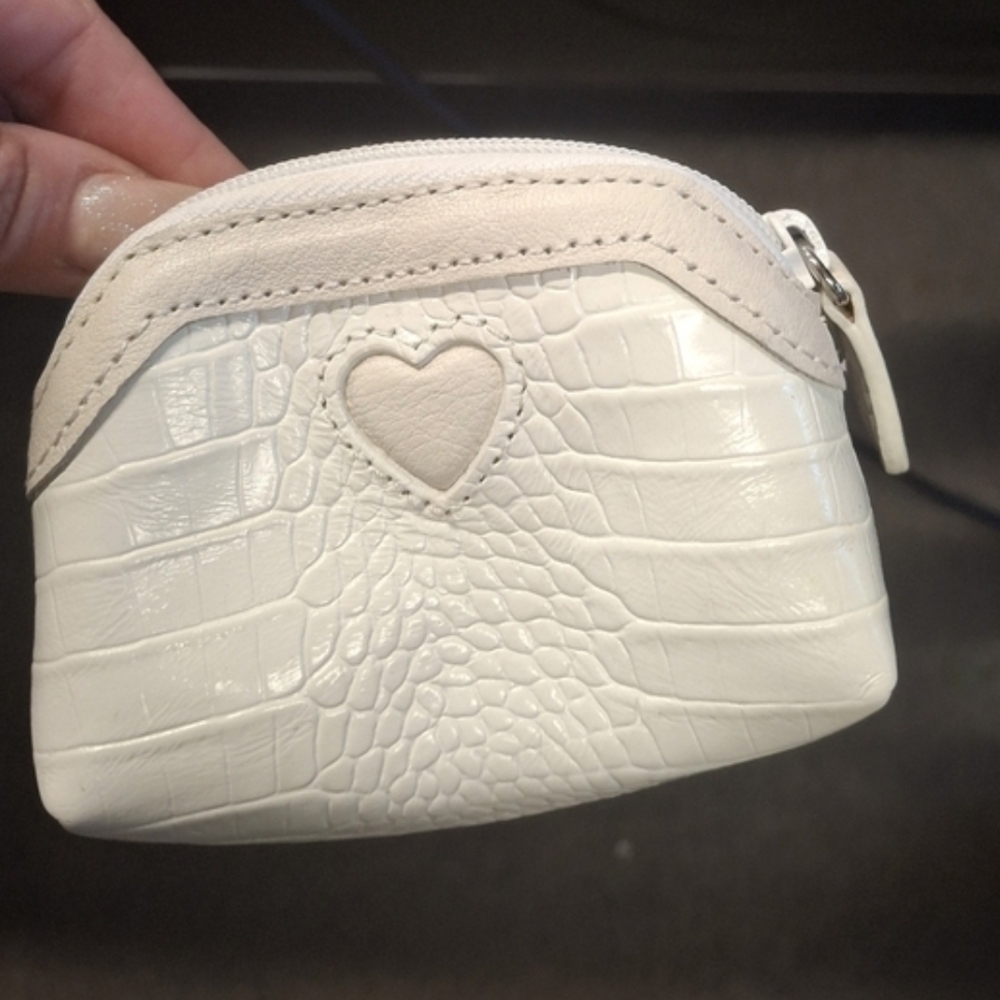 Brighton Cream Crocodile-Embossed Cosmetic Case